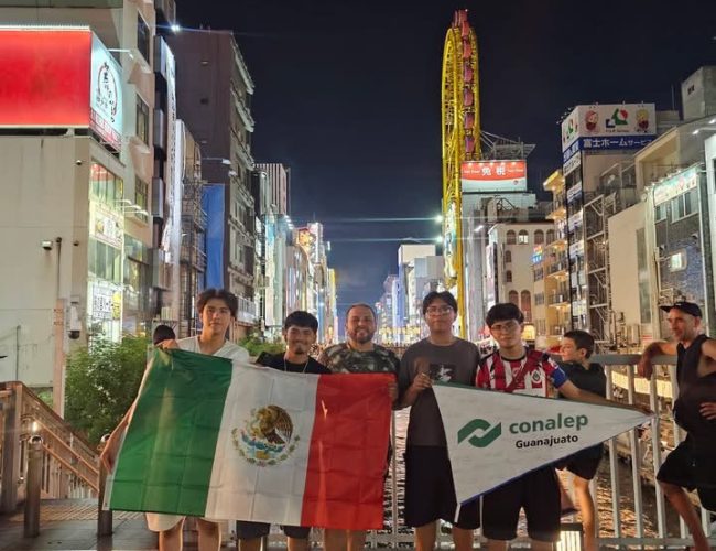 CONALEP Guanajuato destaca a nivel internacional y obtiene primer lugar de robótica en Japón