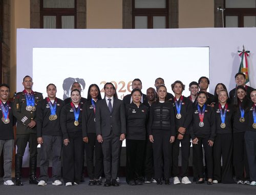 Gobierno Federal anuncia aumento de becas a deportistas por históricos resultados en Juegos Centroamericanos y del Caribe Santo Domingo