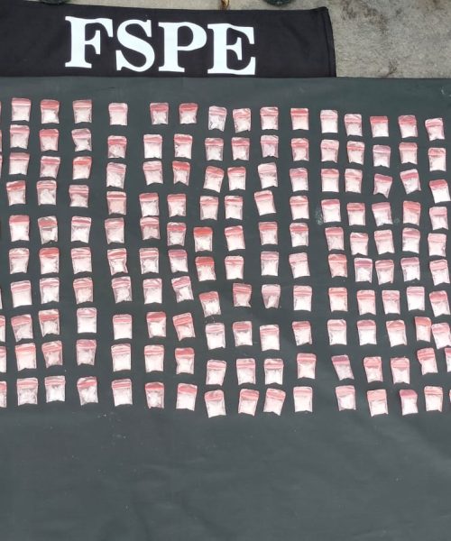 Detienen FSPE a hombre con más de 500 dosis de presunto cristal en León