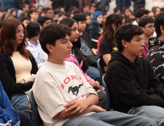 Inicia clases la primera generación de bachillerato en la sede Yuriria UG