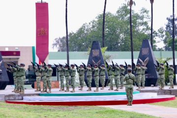 Conmemoran aniversario de la batalla de Chapultepec y honran a los niños héroes en Irapuato