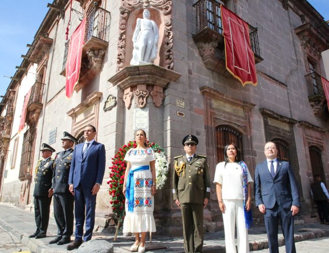 Gobernadora conmemora en San Miguel de Allende el 216 aniversario de la Independencia de México
