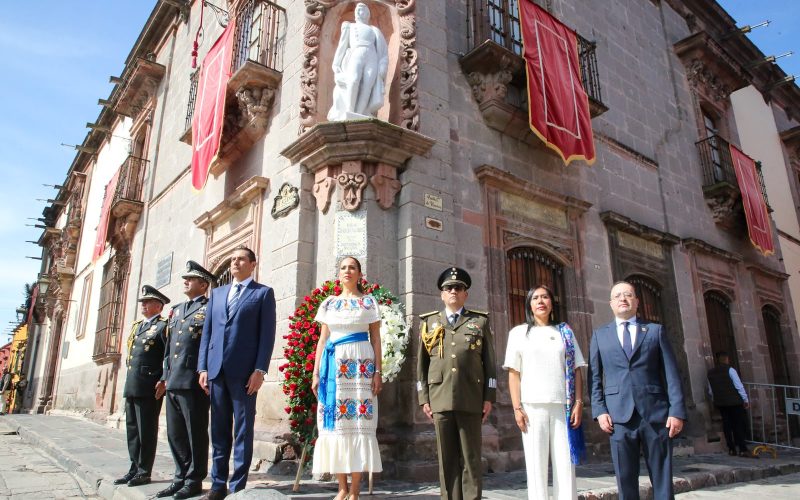 Gobernadora conmemora en San Miguel de Allende el 216 aniversario de la Independencia de México