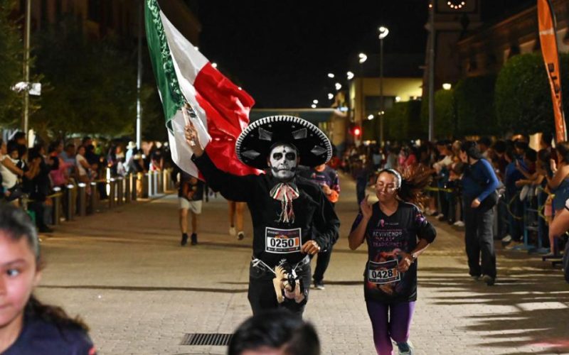 Gran carrera nocturna “Corre entre la vida y la memoria” en Irapuato