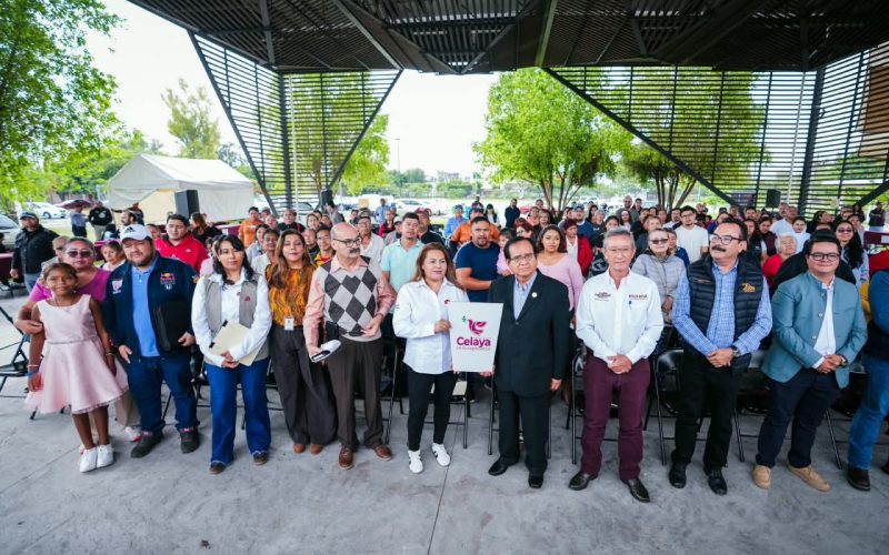 Formalizan subsidios para otorgar vivienda digna a familias celayenses