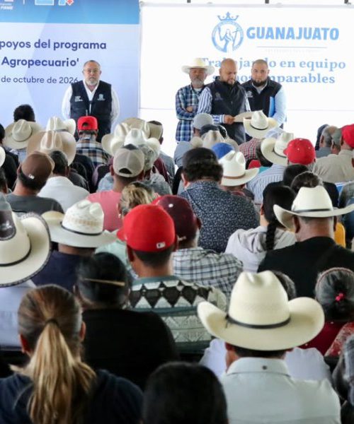 Entregan seguros agropecuarios a productores irapuatenses