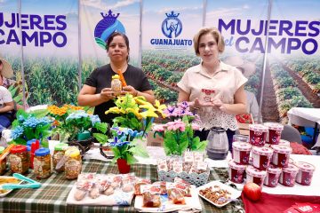 Gobernadora reafirma su respaldo a las mujeres del campo para que tengan más oportunidades de salir adelante
