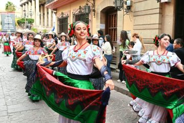 La UG fortalece su legado cultural en la edición 54 del Festival Internacional Cervantino