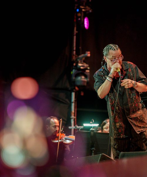 Mondo Cane con Mike Patton inauguró el 54 Festival Internacional Cervantino