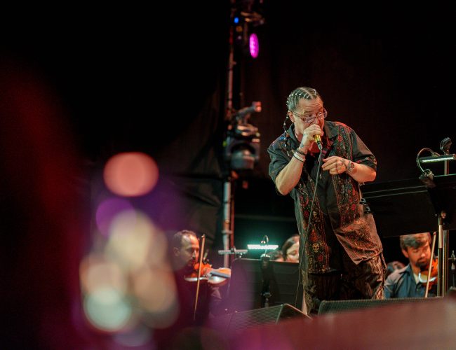 Mondo Cane con Mike Patton inauguró el 54 Festival Internacional Cervantino