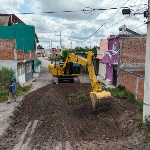 Gobierno Municipal continúa mejorando la infraestructura vial de Salamanca