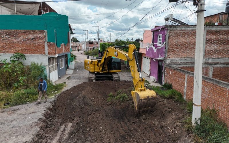 Gobierno Municipal continúa mejorando la infraestructura vial de Salamanca